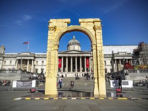 Arch replica in Trafalgar Square